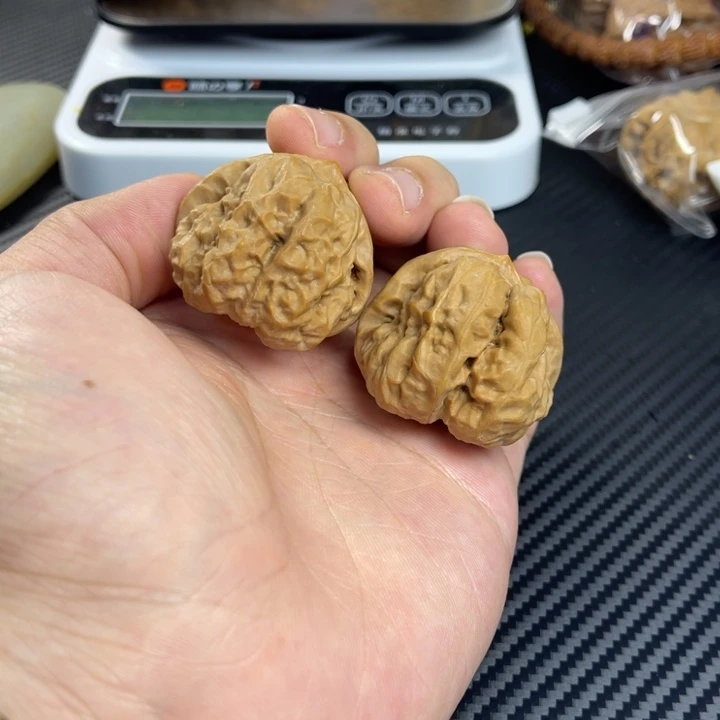 文玩核桃把件40蛤蟆头