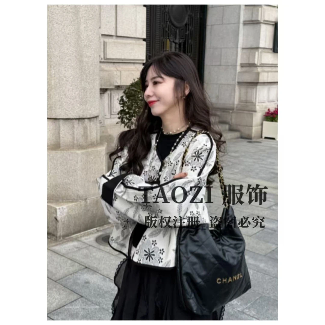 【桃子自制】03777 春季2025重工气质新中式刺绣亚麻外套