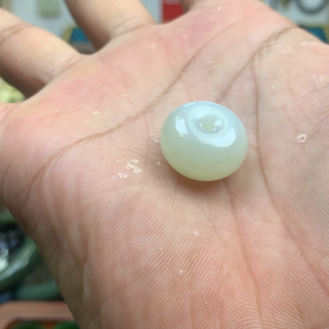 和田玉颈饰未镶嵌凉***菜平安扣