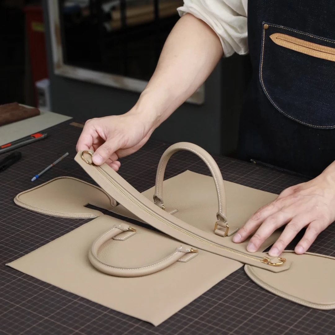 伊伊推荐/25S 交叉手柄 Kelly包包【不核对不发货】