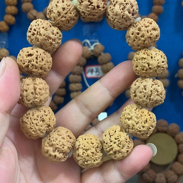 金刚菩提手串叫**仔金刚手串