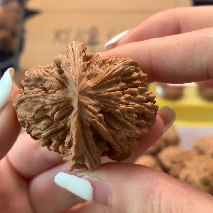 ও***地文玩核桃把件异形单只