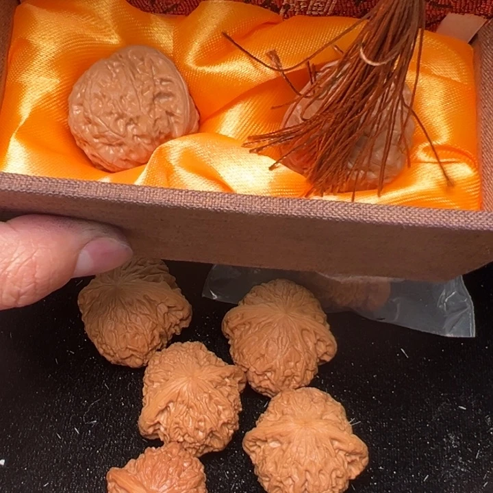 核桃大****儿乾隆，38.5，已打底