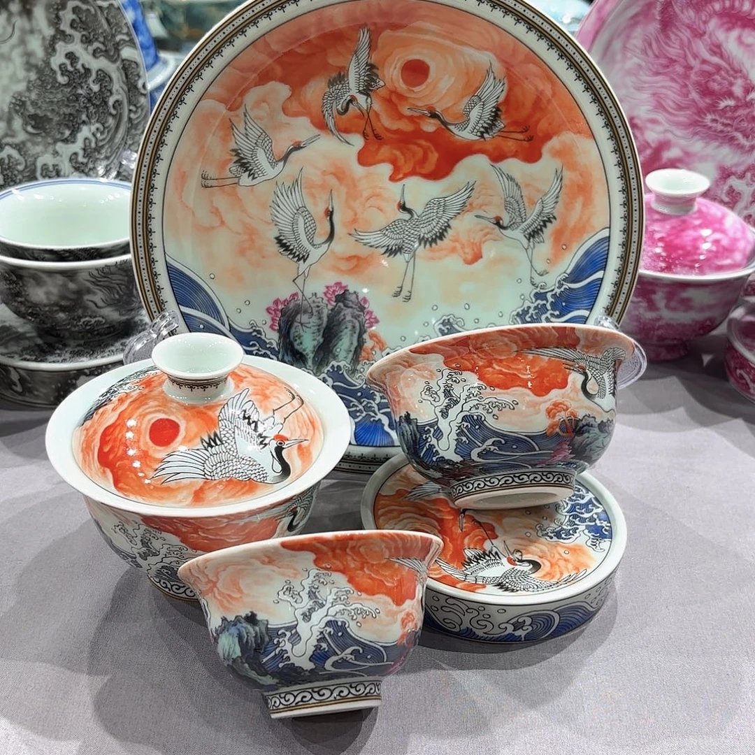 瓷片景德镇瓷器精品陈列