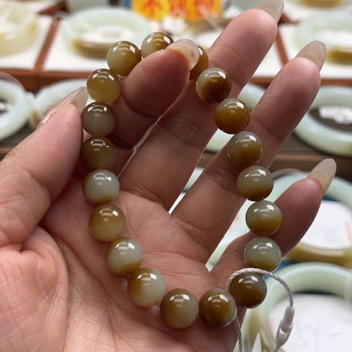 和田玉（糖玉）手串未镶嵌