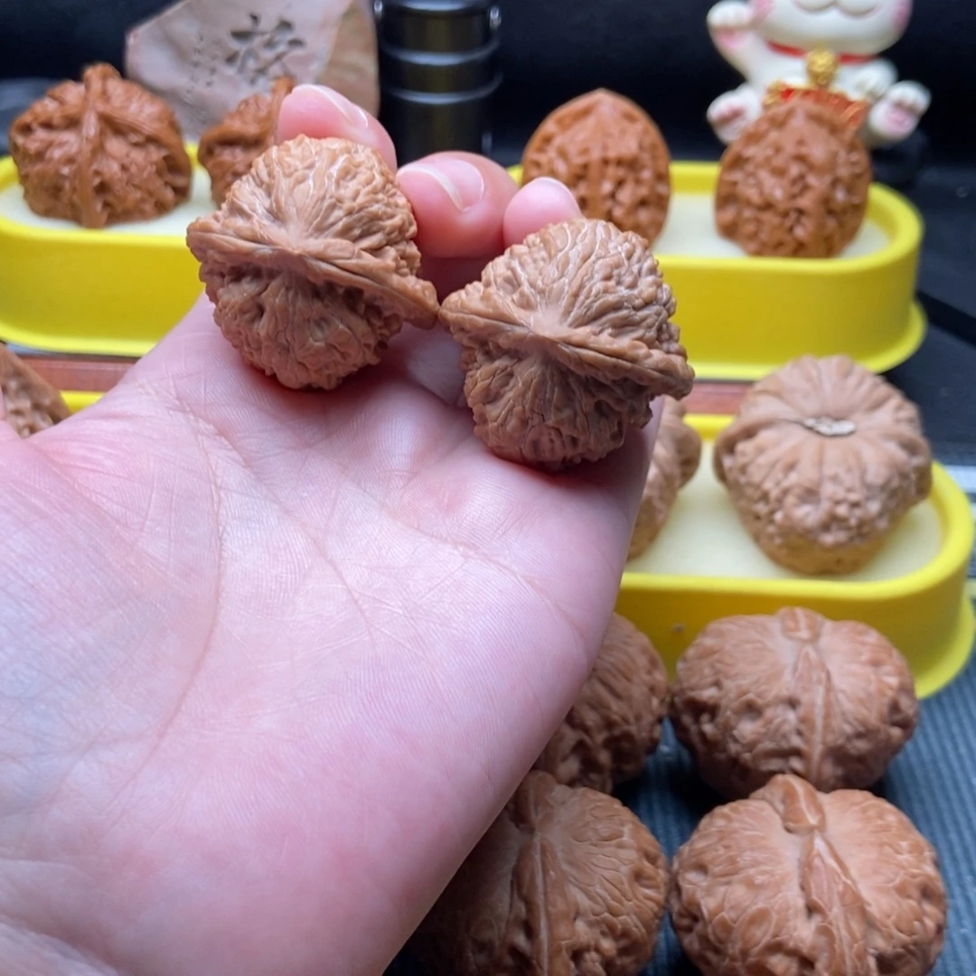 夕***尘吊坠文玩核桃全品平谷寿桃