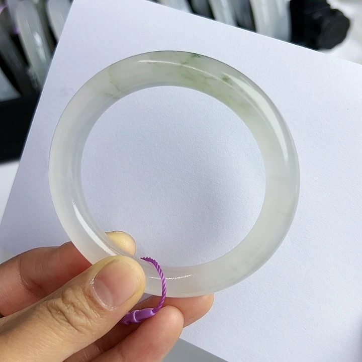 【闪购商品】石英质玉手镯未镶嵌