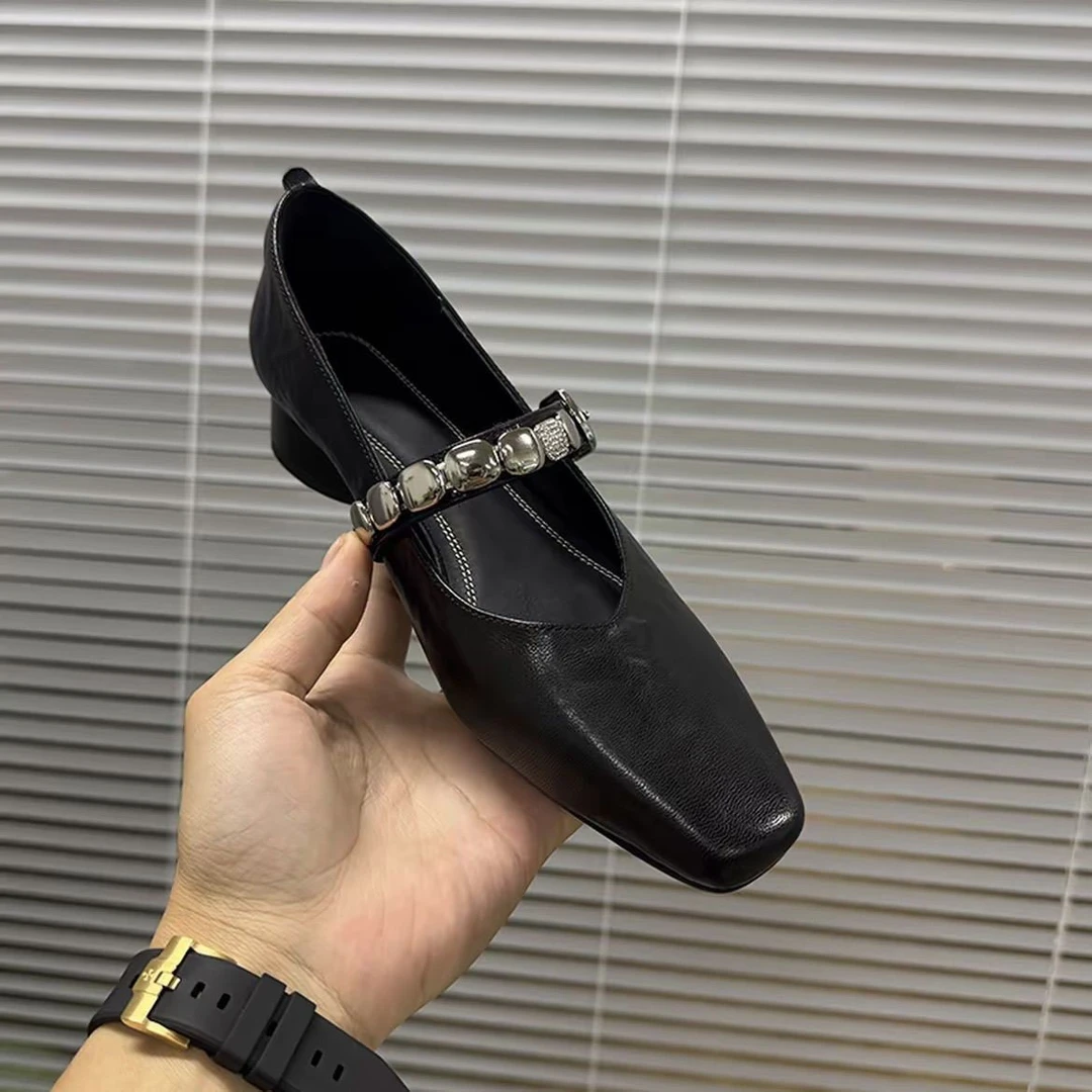 轻奢高级感2025款方头浅口水钻一字钻小香风气质百搭时尚单鞋