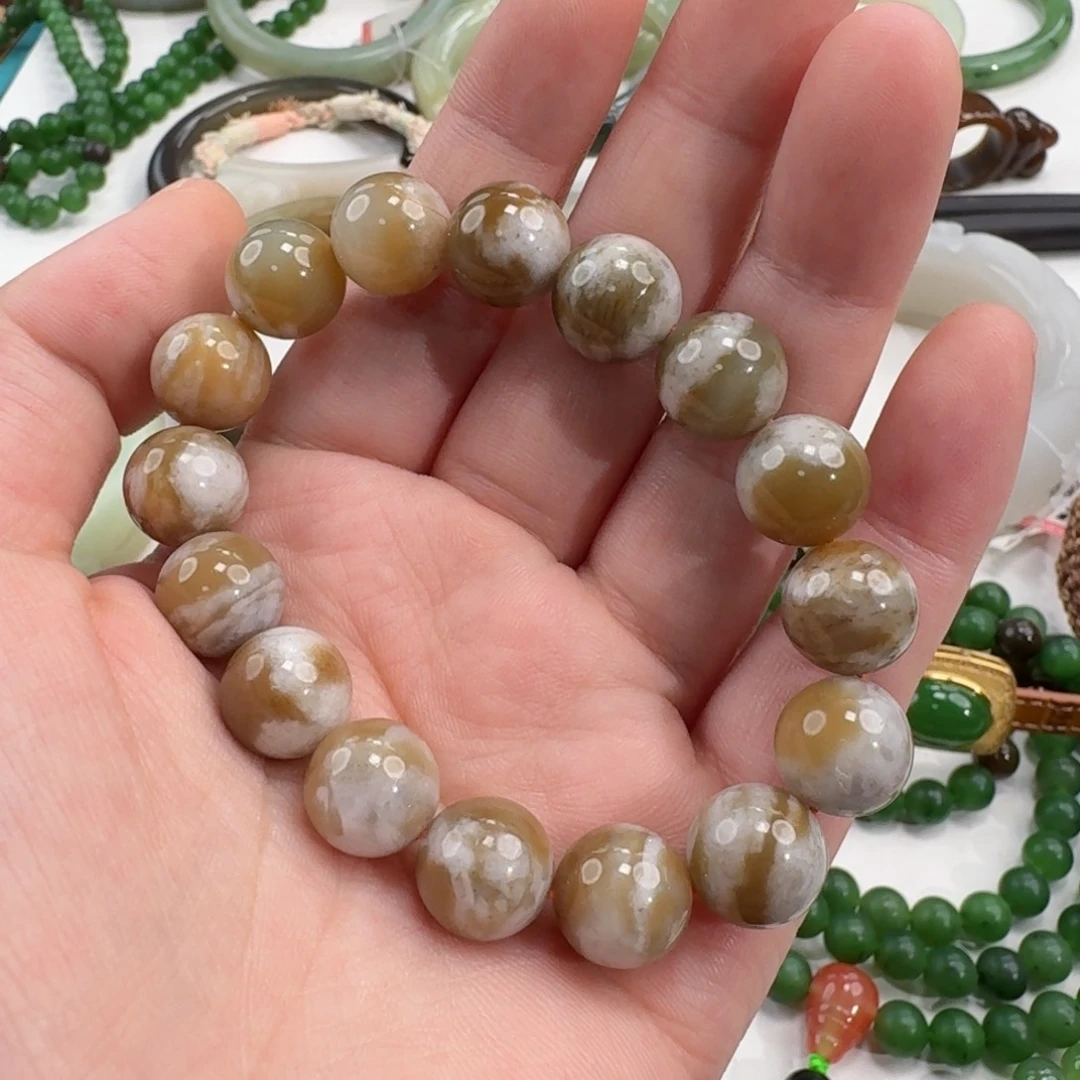 *****和田玉未镶嵌颈饰