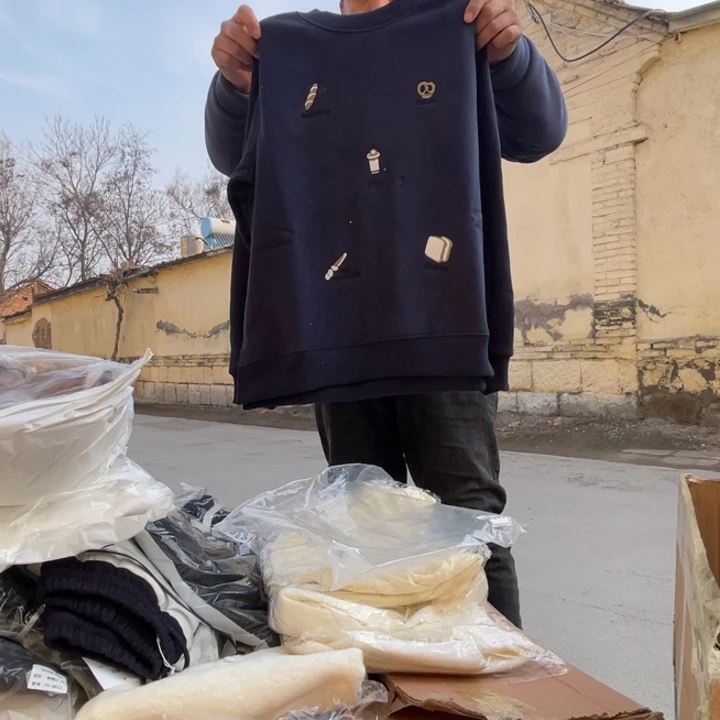 5803衣服110-130斤