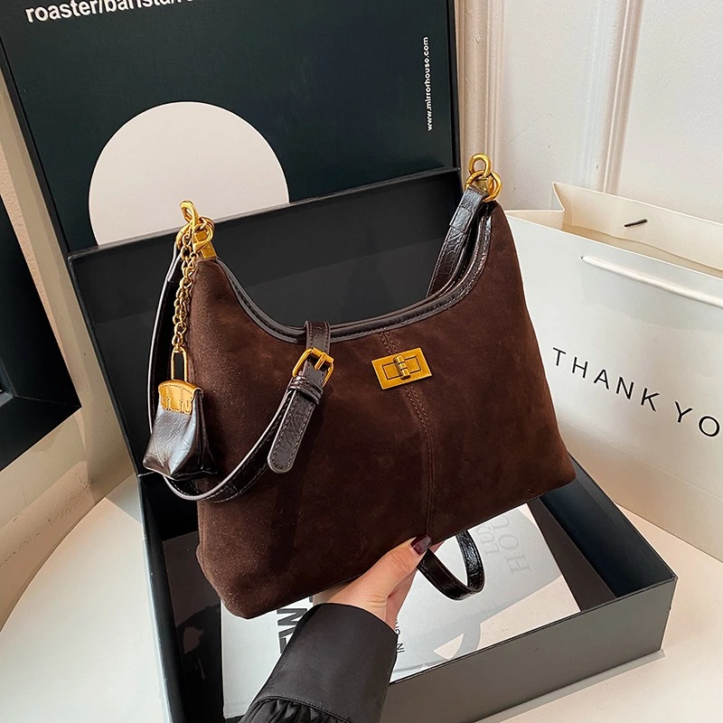 时尚女包单肩斜挎包女包百搭肩包经典 6012棕