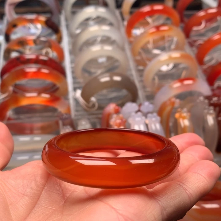 玛瑙/玉髓未镶嵌手镯