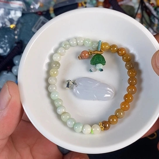 翡翠未镶嵌颈饰天然翡翠拍一发2