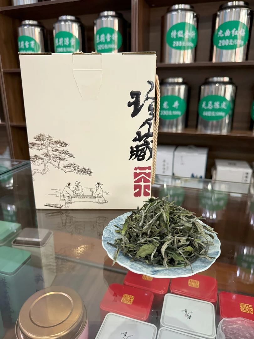 2025白牡丹 二级 花香 鲜甜
