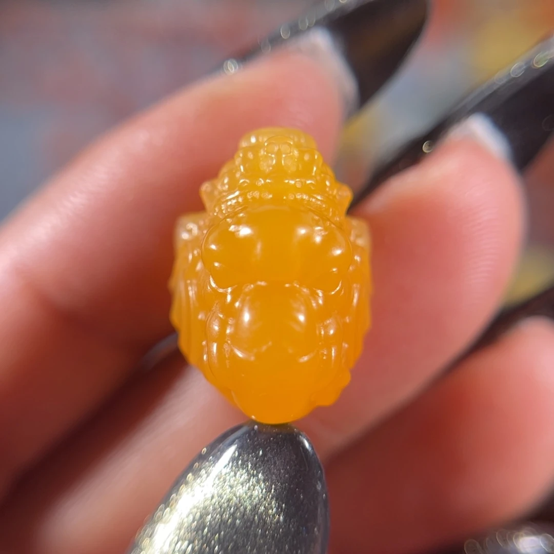 石英质玉（黄龙玉）玉化象神不退换未镶嵌