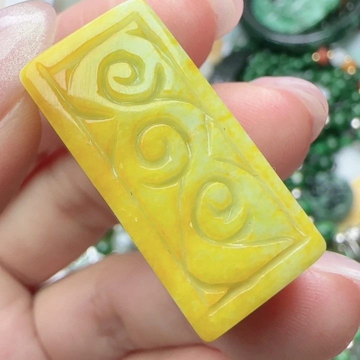 翡翠未镶嵌颈饰天然A货51