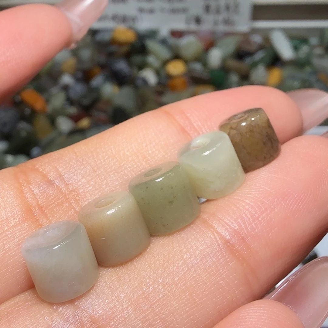 和田玉未镶嵌珠宝奇石