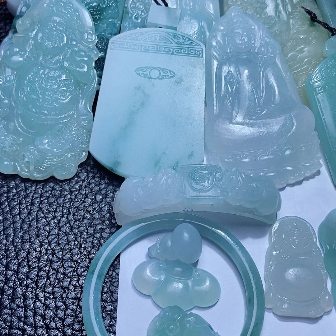 定制翡翠未镶嵌毛货付款后确认抛光