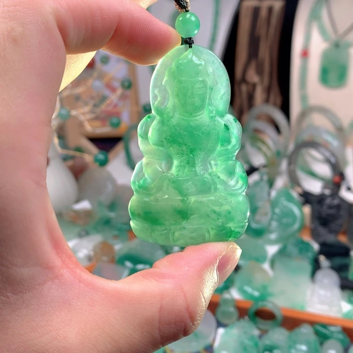 石英质玉（非洲翠）未镶嵌吊坠(不含链)