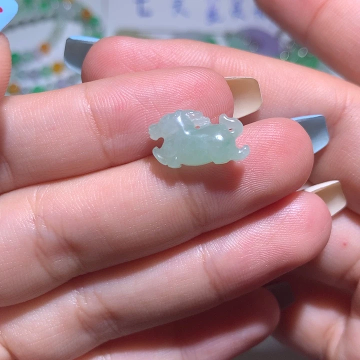 翡翠未镶嵌颈饰无镶嵌21