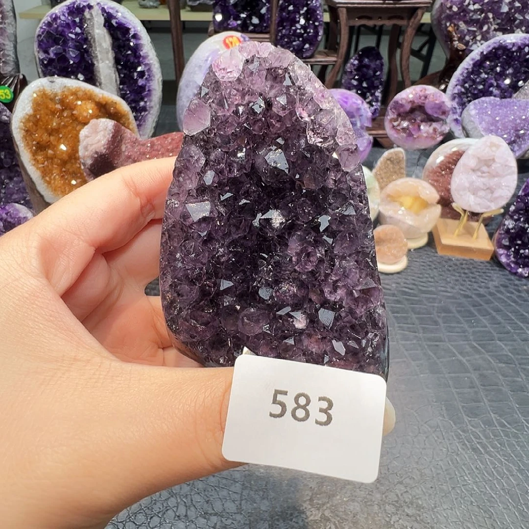 紫晶未镶嵌珠宝半成品