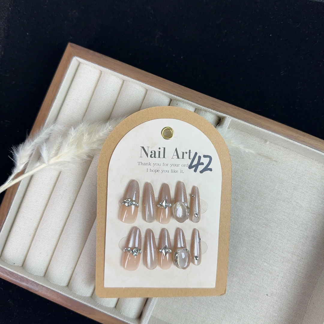 网红爆款手工穿戴甲美甲高级纯欲高级感猫眼气质显白爆闪贴片 42