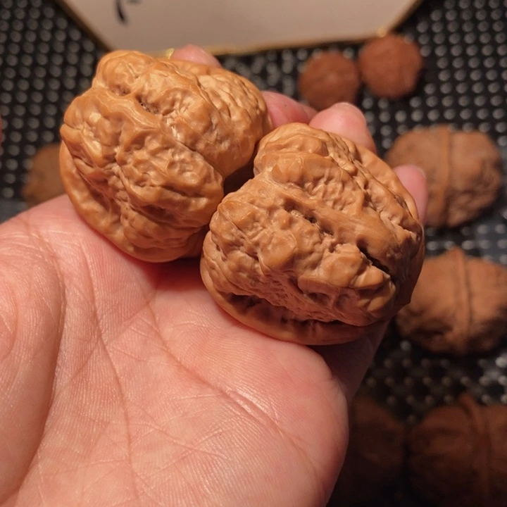 平***意把件文玩核桃八腿大掐腰