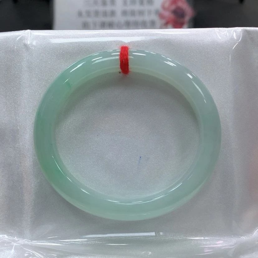 【闪购商品】翡翠手镯未镶嵌翡翠