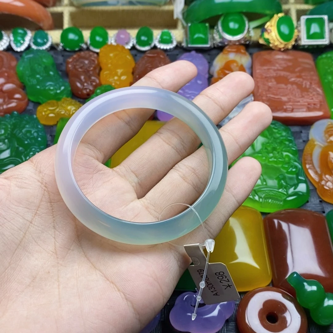 玛瑙/玉髓手镯未镶嵌线***理