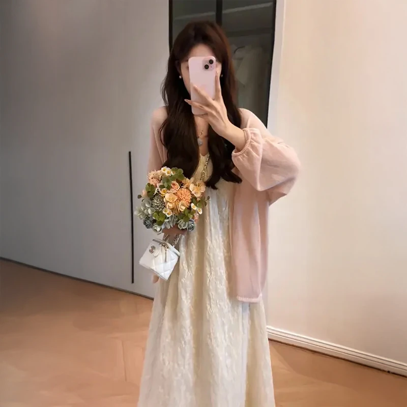 2025夏季新款法式温柔风薄款宽松百搭开衫收腰显瘦V领吊带连衣裙