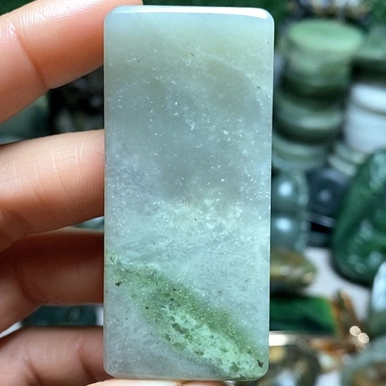 未镶嵌和田玉（糖玉）珠宝半成品