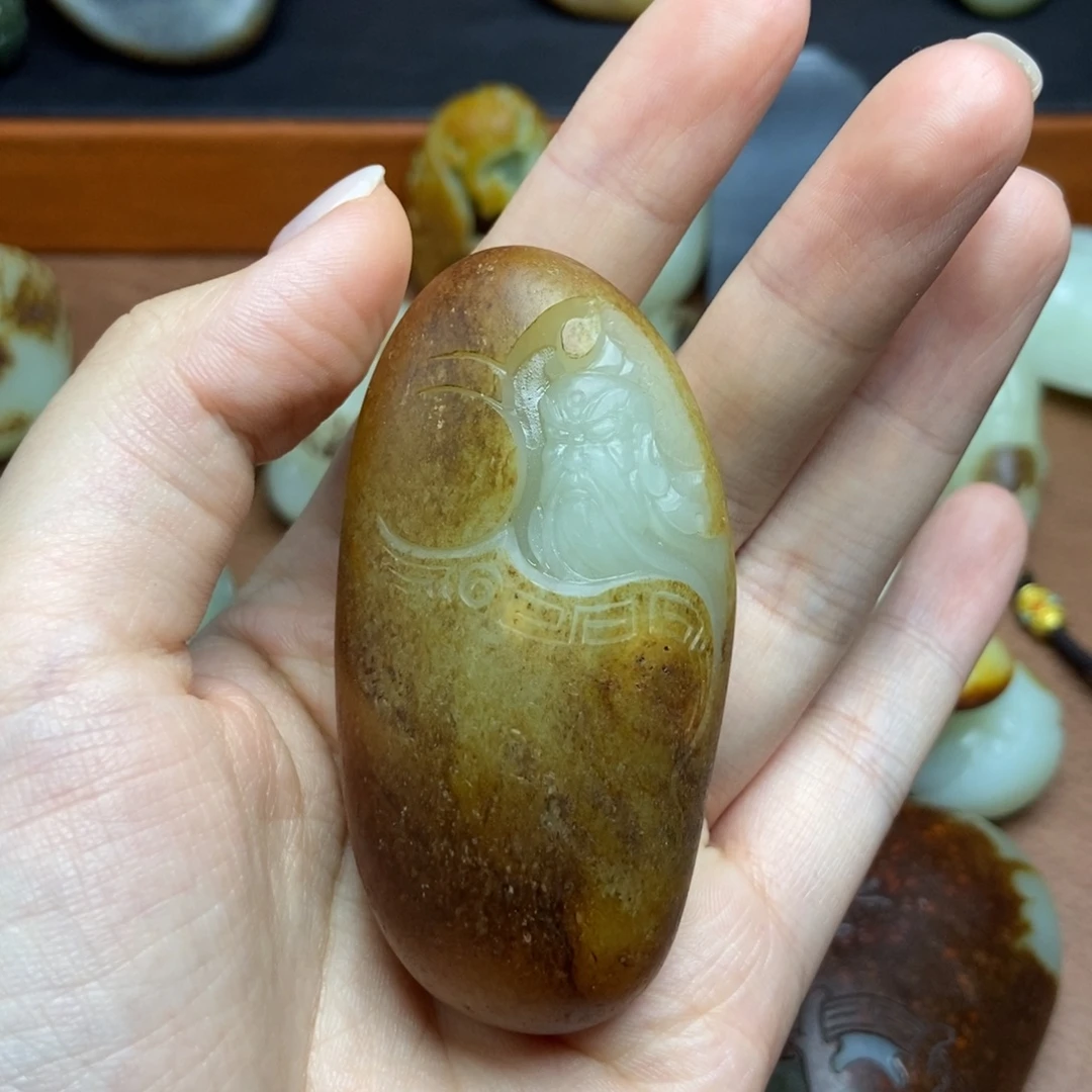 暖***阳和田玉未镶嵌挂件