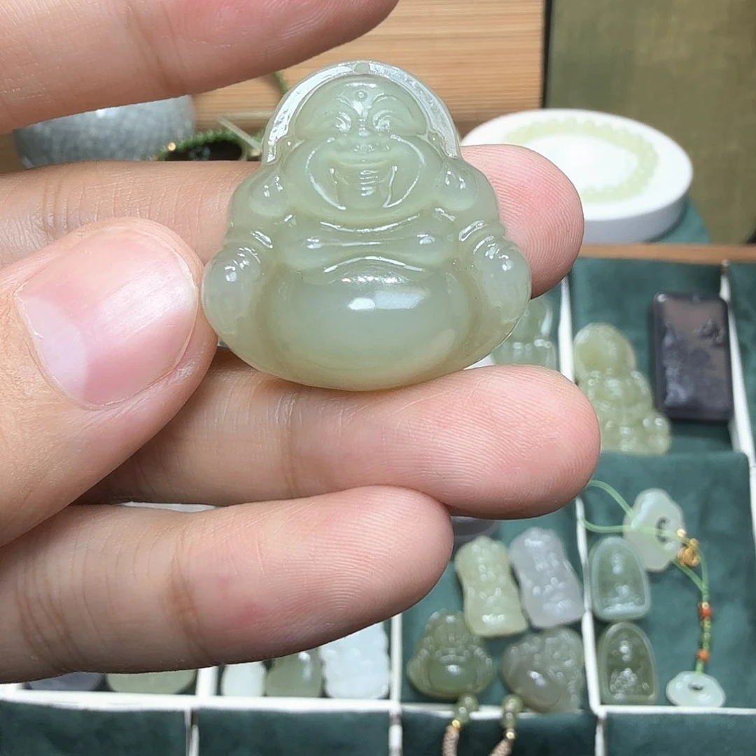 和田玉未镶嵌项圈30mm佛公特价款微包容
