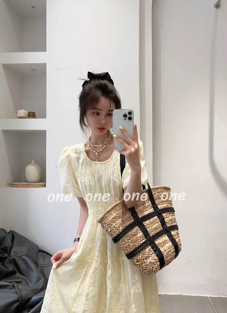 韩系甜美风格连衣裙