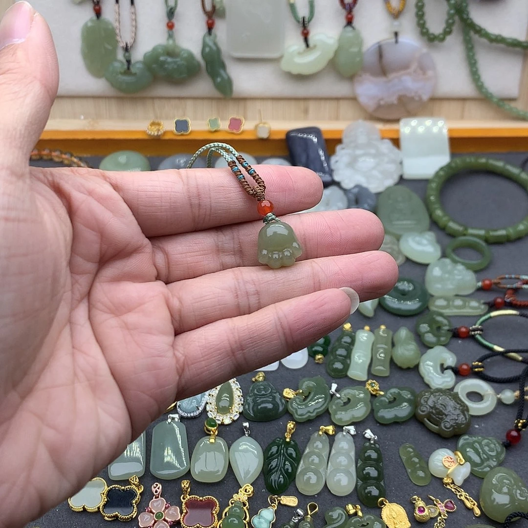 和田玉吊坠(不含链)未镶嵌