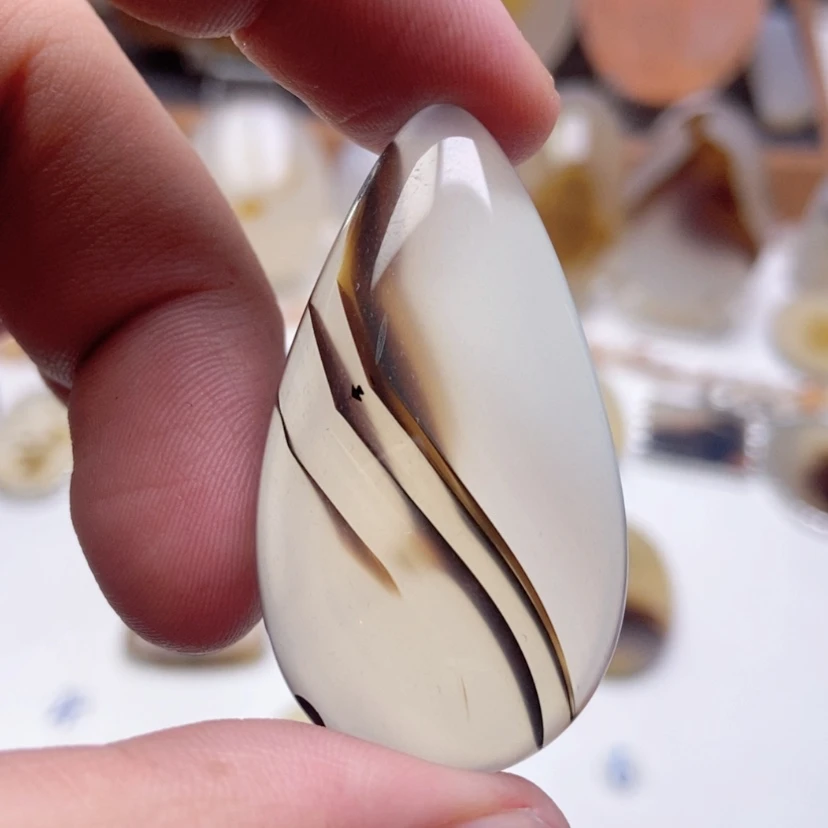 【闪购商品】玛瑙/玉髓颈饰未镶嵌