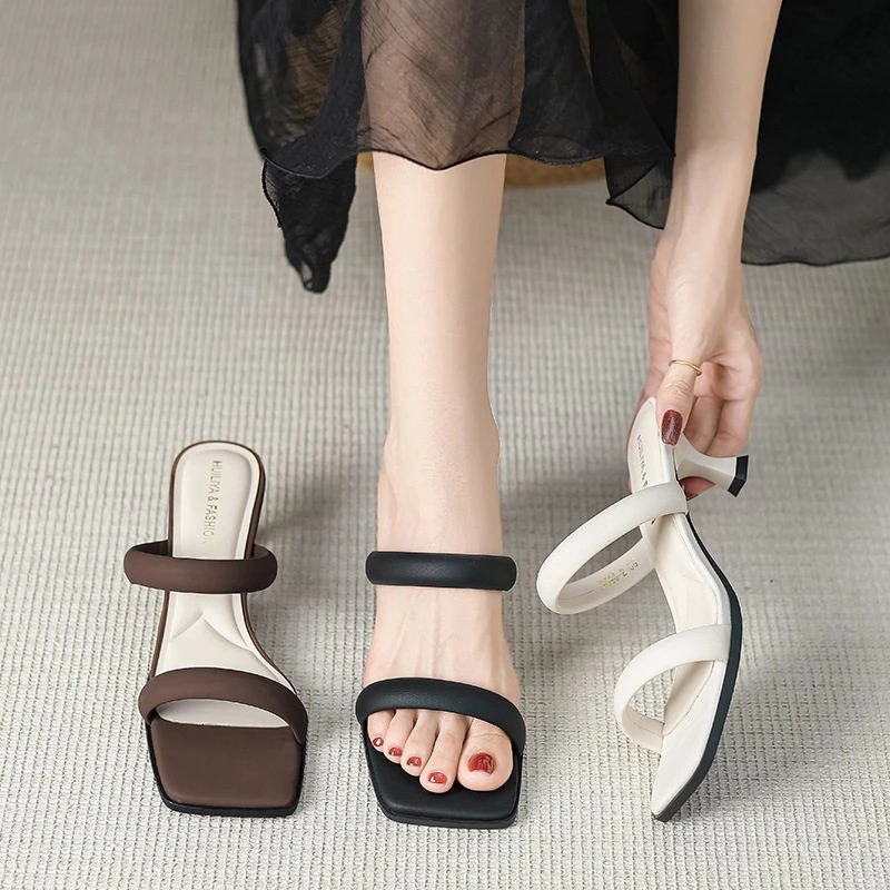 方头凉拖鞋百搭细高跟露趾女一字J9596带鞋气质穆勒2凉鞋跟拖鞋-