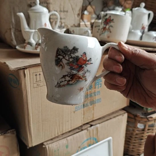 库存微瑕武松打虎公道杯