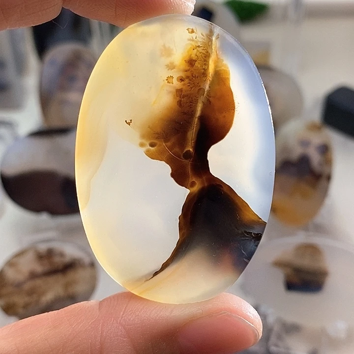 玛瑙/玉髓颈饰未镶嵌