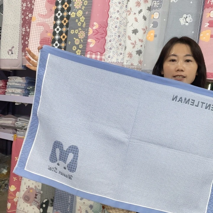 棉特价蓝色大字母