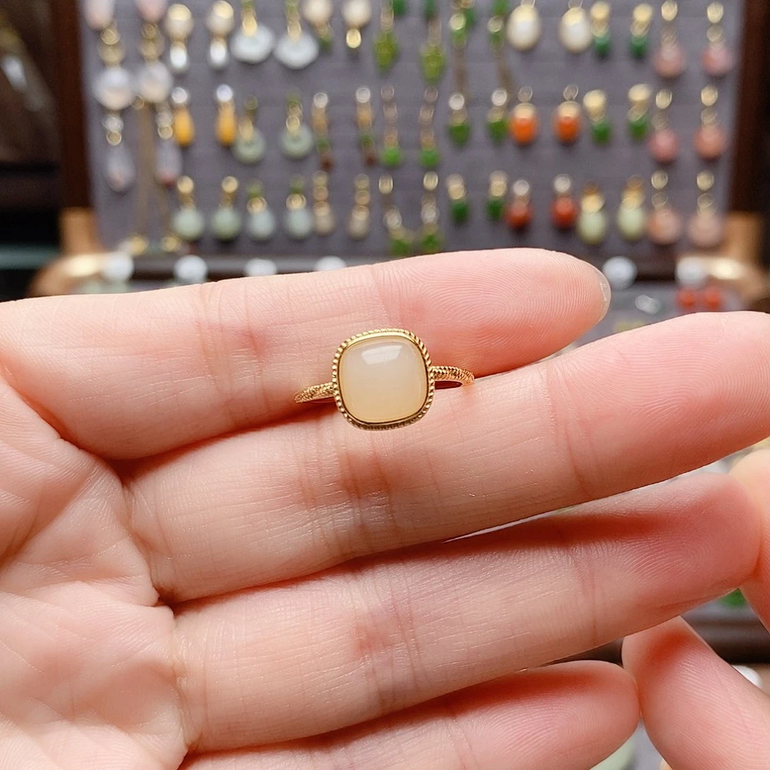 银S925镶嵌和田玉耳饰输**…