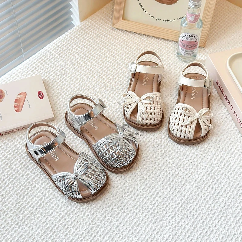 女童凉鞋包头镂空女孩夏季时尚凉鞋小女孩防滑软底皮鞋沙滩鞋宝宝