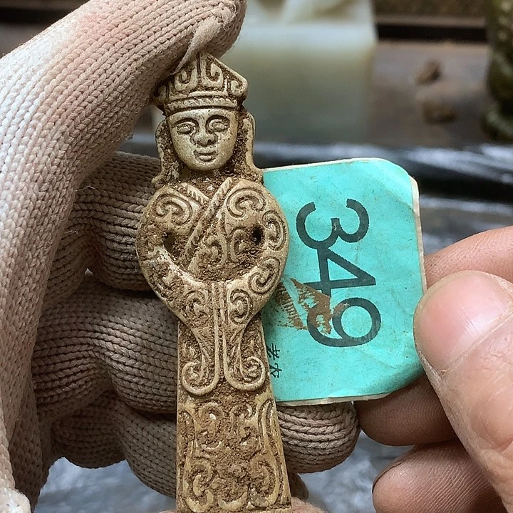 未镶嵌和田玉挂件