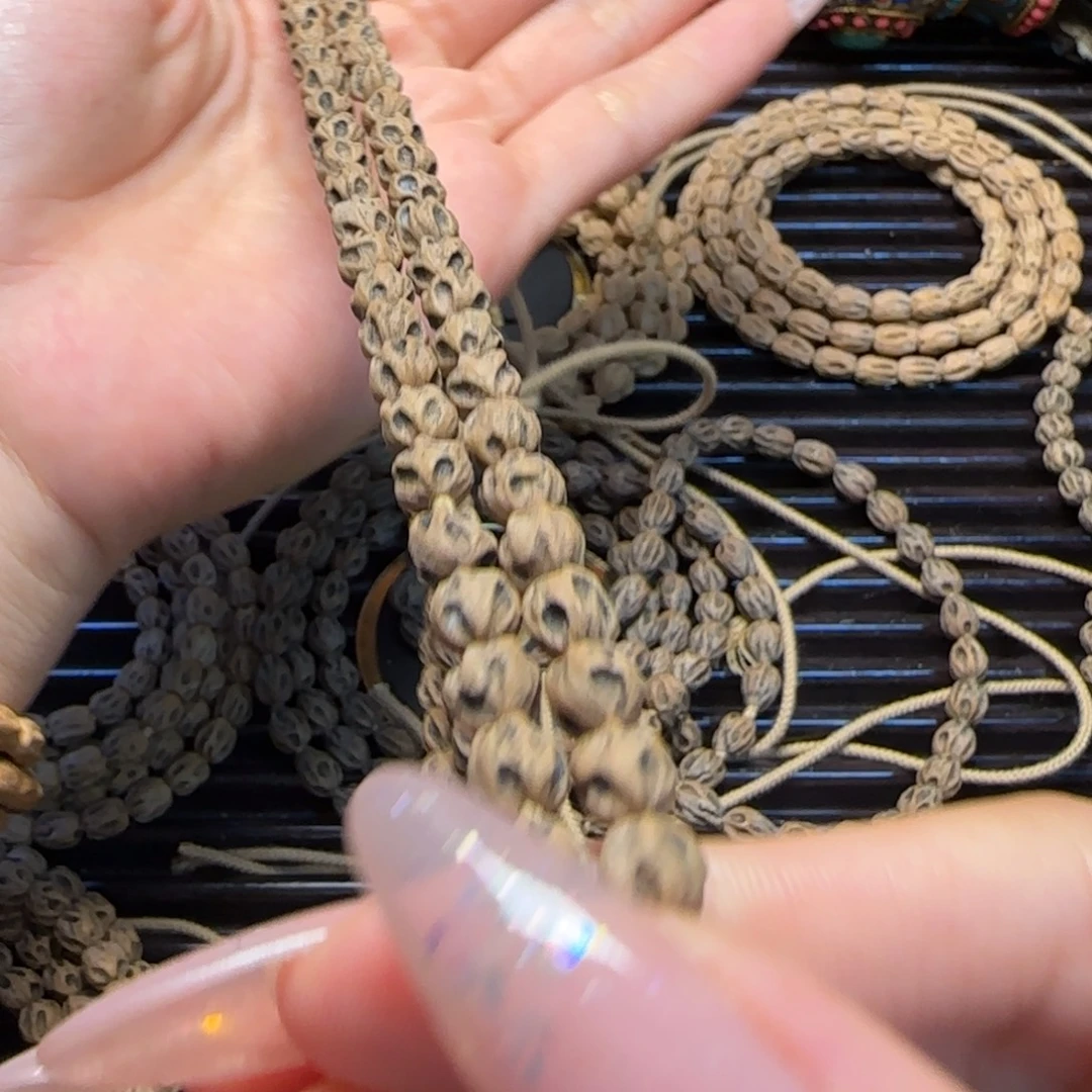 雕***光吊坠柏香籽/百香籽