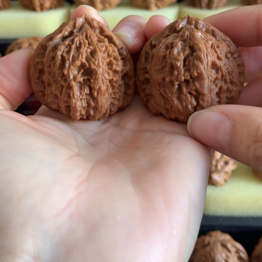 核桃文玩核桃三角白41+