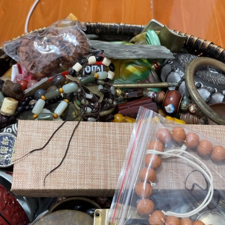 瓷片直播间火爆热卖