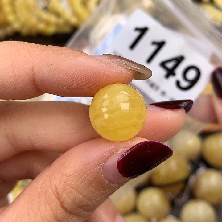 蜜蜡未镶嵌珠宝奇石15