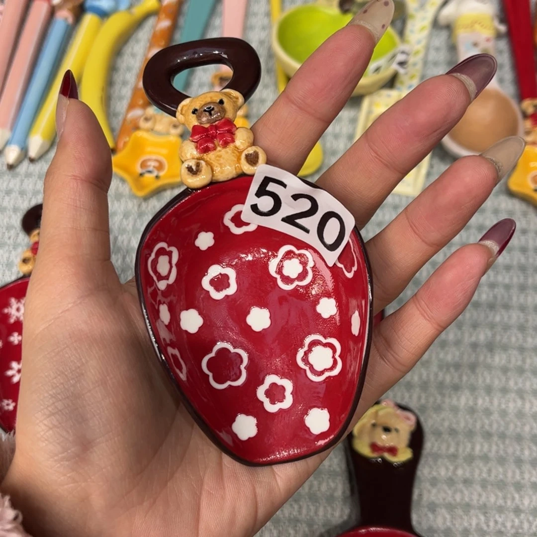 瓷片W****?520哈哈哈哈哈哈哈