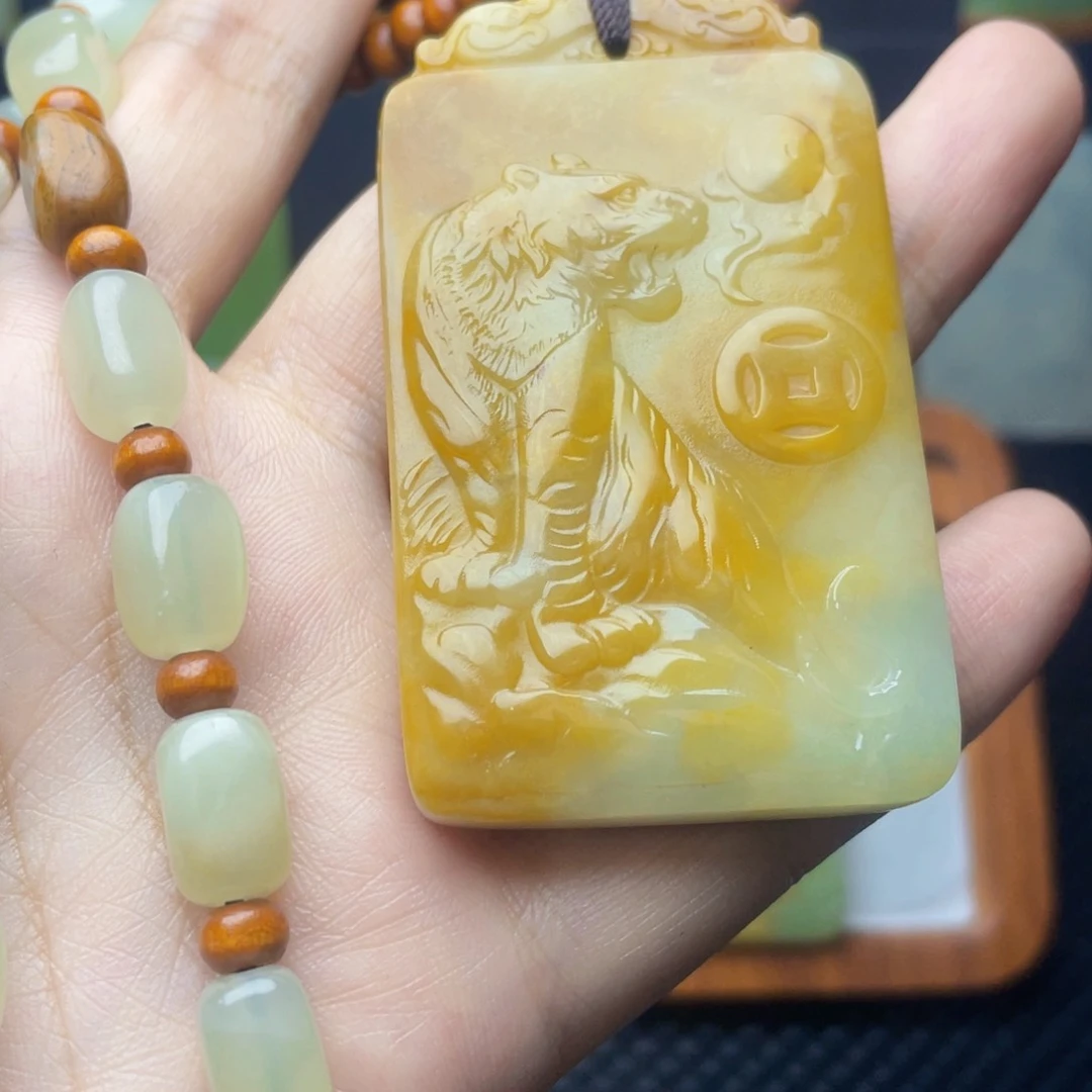 简****?新疆昆仑山料牌形