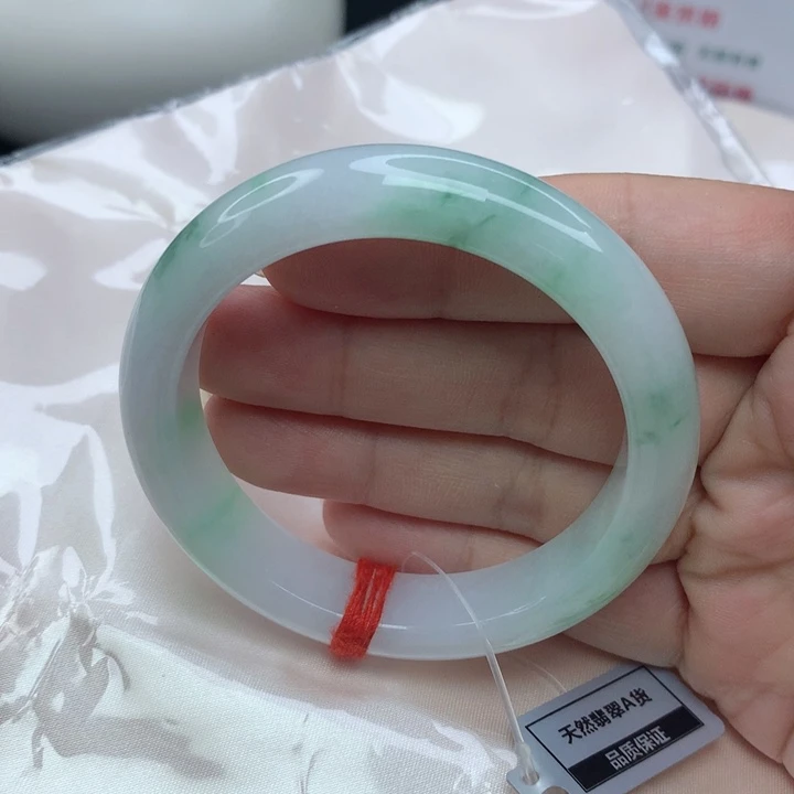 翡翠手镯未镶嵌545455555